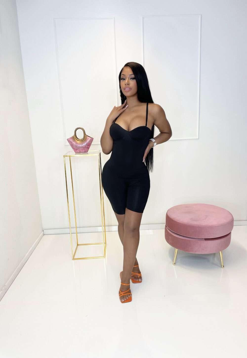 Hourglass romper black
