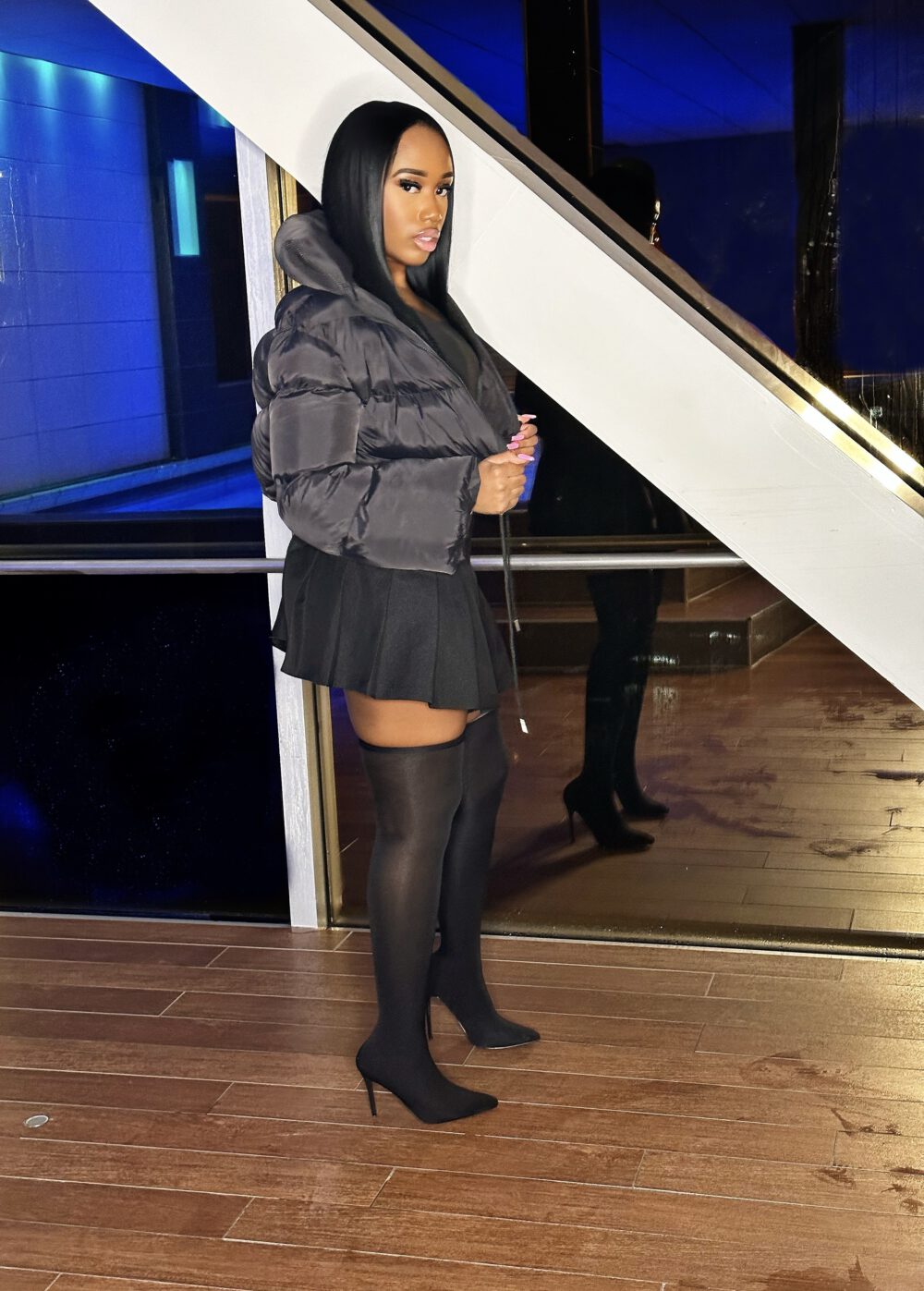 Bomb crop puffer black