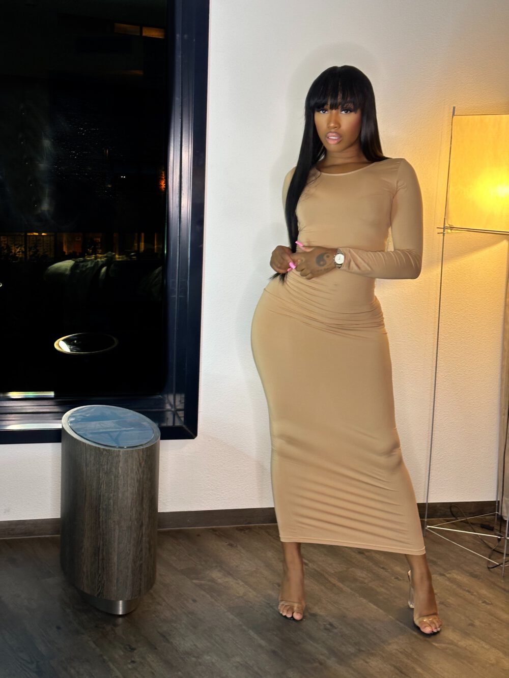 Maxi dress nude